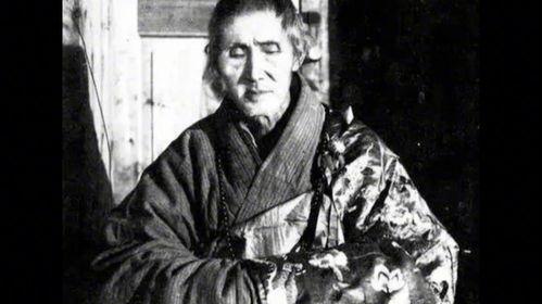 百年虚云在线观看,穿越时空的禅宗传奇,在线观看揭秘 第2张 百年虚云在线观看,穿越时空的禅宗传奇,在线观看揭秘 第2张